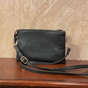 Sleek Black Crossbody Bag, Excellent Like New!